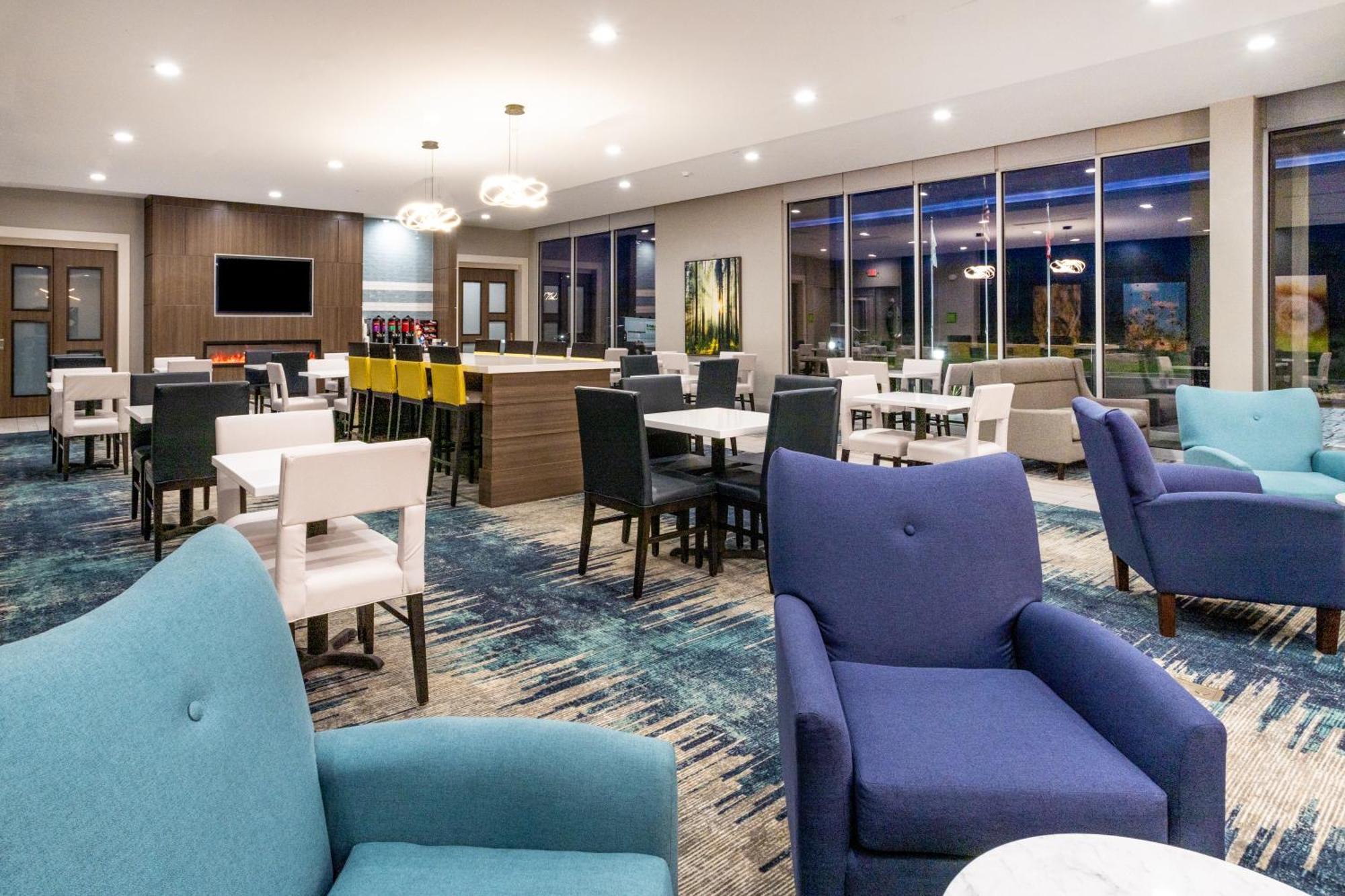 La Quinta Inn & Suites By Wyndham Valdosta Esterno foto